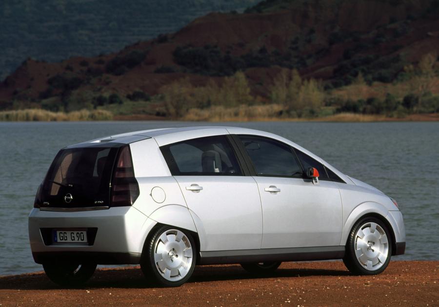  Opel G90 Concept 1999 года  (фото 7 из 8)